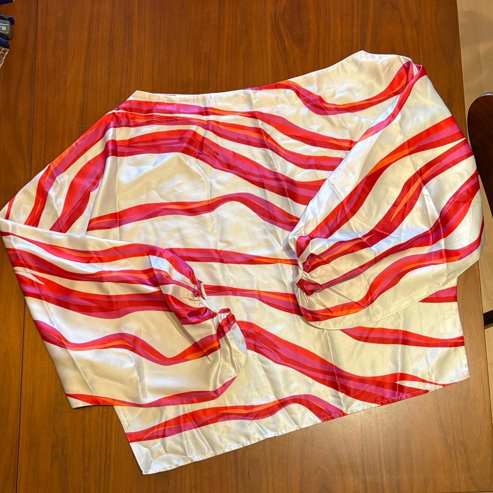STYLEWE Cream Wide-Leg Pants with Pink & Red Wave Stripes - Picture 2 of 8